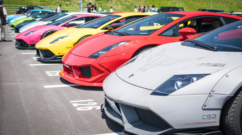 Illustration for article titled This Parking Lot Party Reveals Just How Wild Japan's Tuner Scene Can Get